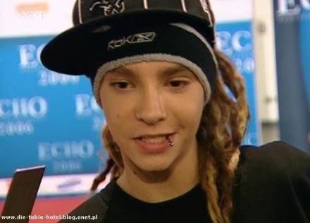 tom <33