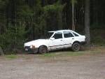 här är min päärla som nu har skrotats...
det va en ford escort 89 1.6i VIP utan ljuddämpare...
