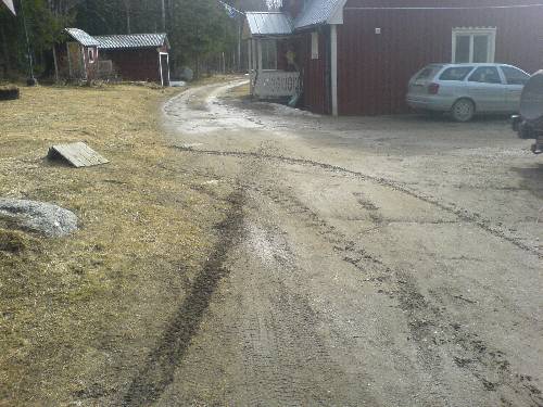 Ojdå, det släppte lite och morsan började gnälla xD (Ska skaffa diffad bakaxel när jag får pengar till det!)
