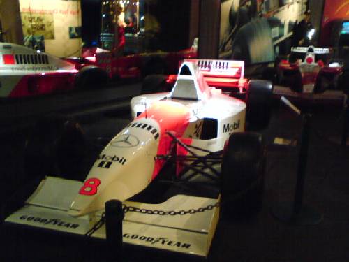 f1 bil