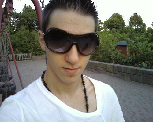 Bild av em0sh