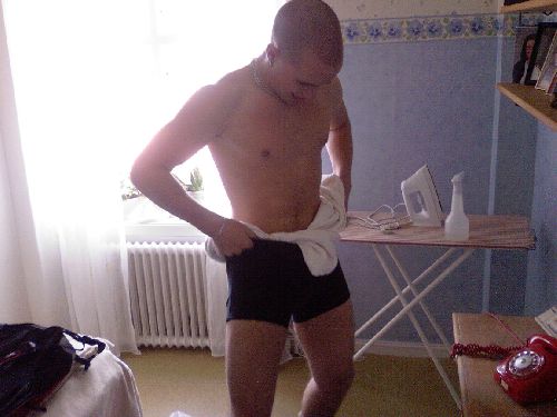 Rikard klär på sig!! XDXDXD