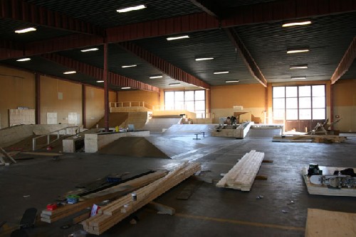 Skajt hallen byggs=)