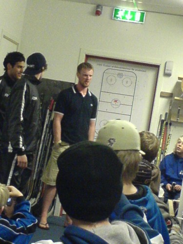 från mitt hockey läger i leksand nä sedin kom in