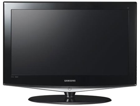 Idag har jag fått mina beställningar till mitt rum. :P bland annat denna samsung 42tums lcd TV:n :D