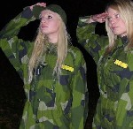 Jag o Jessi provade på något som stod i tidningen :D Giiivaaakt!