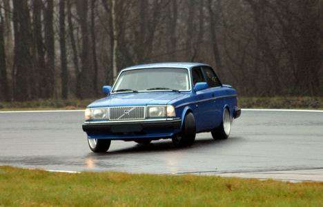 Bild av volvorebel