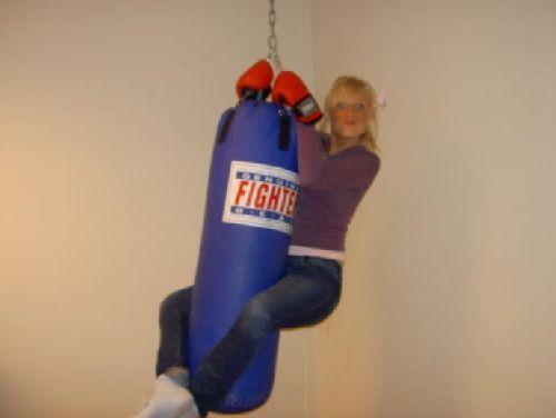 Vissa gillar att boxas jag gillar att leka ;) hihi