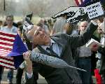 EVRY ONE HATE BUSH!