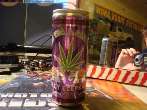 Har ni dryckit denna? Grön te och Cannabis.
