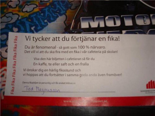 100% närvarande