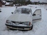 Bonnrallybilen i det kalla vädret.
