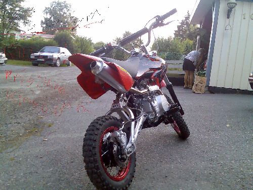 min lila pitbike
