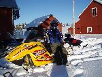 Jag vid Lennarts scooter