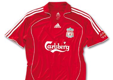liverpool fc s grymt snygga nya matchtröja