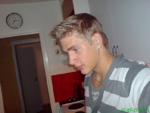 Thomas Ahlrik aka ThOnD ;) Heey !