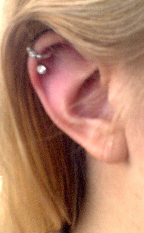mina piercingar :)