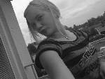Mee=)