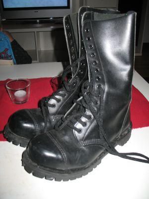 min bäbisar :) men med vita snören nu :P