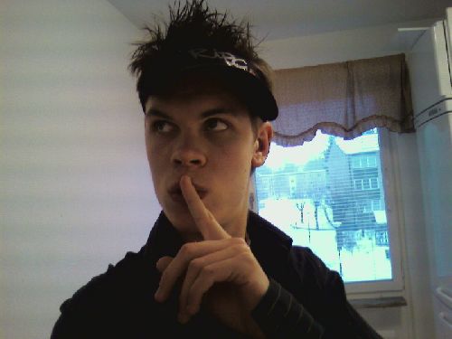 schhh:P