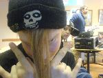 Fiend Club! ;) Misfits ftw! :) Haha! Tog hästsvansen och drog över huvudet och drog på mig mössan, men det ser ut som att det är min lugg.. :P