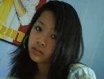 mwhaha en ful darin poster in tha background!