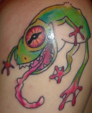 Min nya super awesome tattoo som min sötnos har gjort på mej :D Hon är grymt duktig och jag är riktigt stolt över henne :)