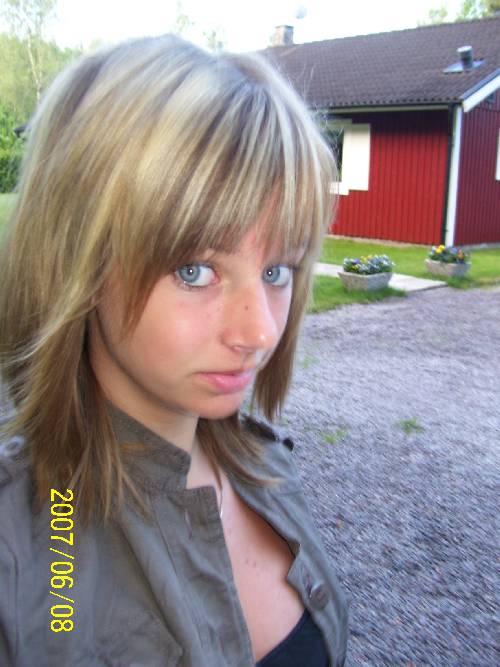 Jag nyklippt :)  blev skeet nöjd :)