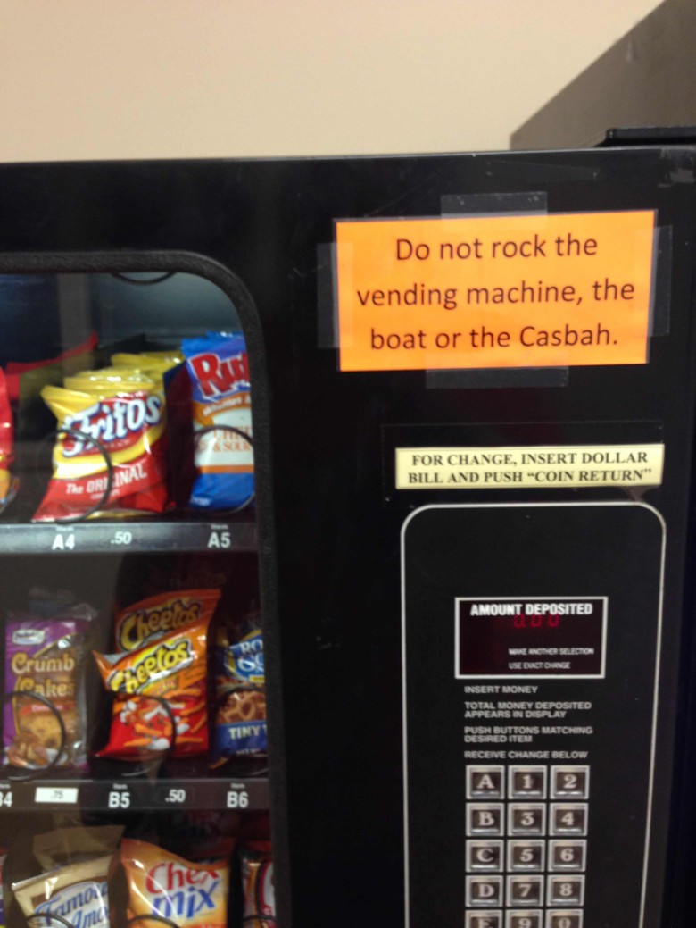 Vendin machine, boat Casbah