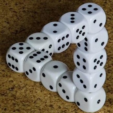 Illusion med tärningar