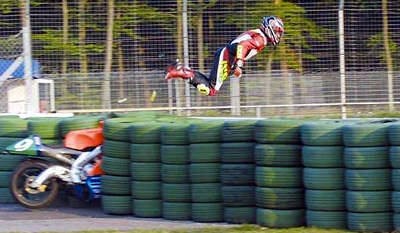 Flygande motorcyklist