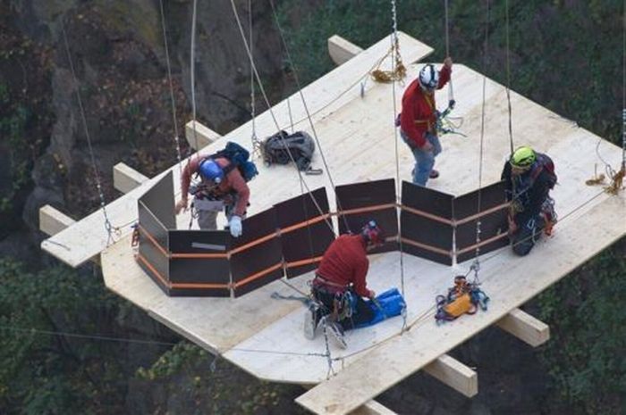 Hängande jacuzzi i Schweiz – bild 14 av 30