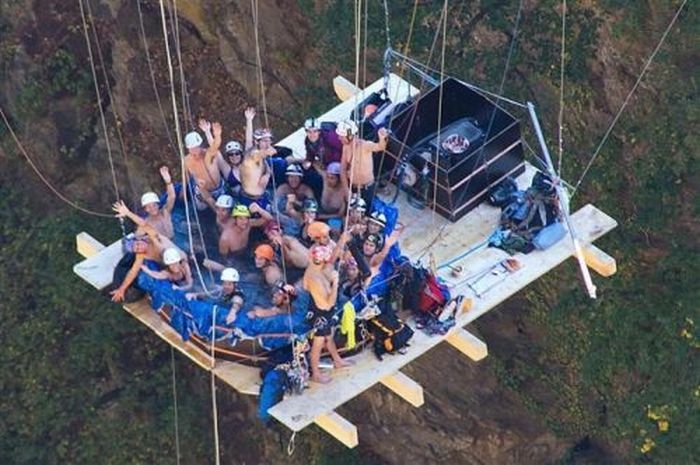 Hängande jacuzzi i Schweiz – bild 24 av 30