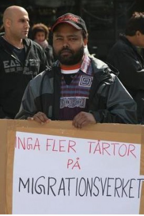 Migrationsverket bjuder på tårtor