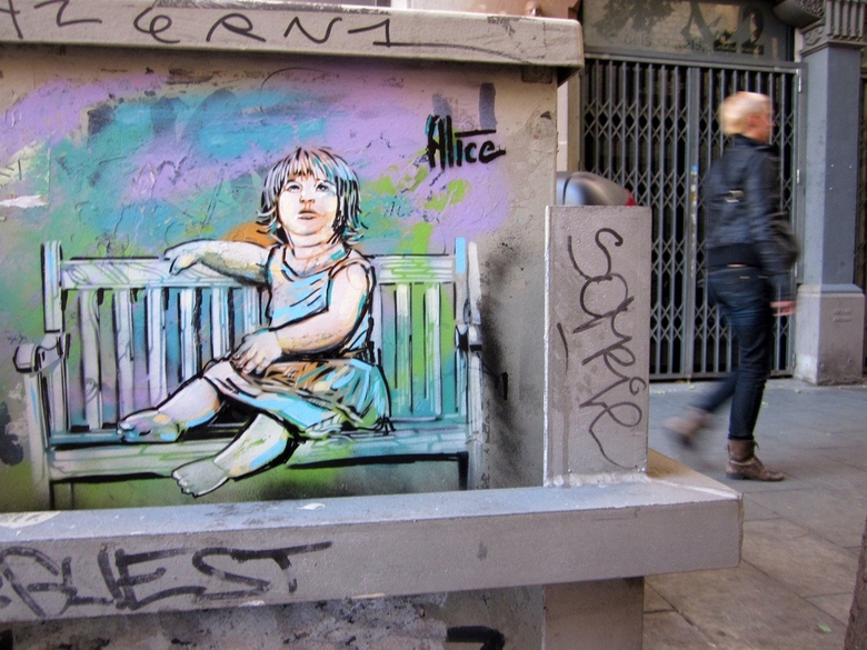 Steetart av Alice Pasquini  – bild 14 av 32