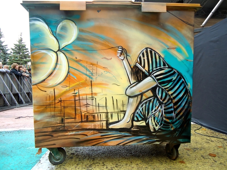Steetart av Alice Pasquini  – bild 24 av 32