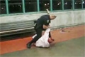 Bild från Kaxigt fyllo vs polis i tunnelbanan