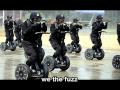 Bild från Ke$ha Tik Tok-parodi - Go cops!