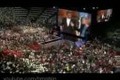 Bild från John McCain Gets Rick Rolled by Obama