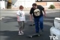 Bild från Fat Guy Loses Center Of Gravity