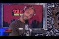 Bild från Tejbz ripoff på Martins dejtvideo - VAKNA! med the Voice