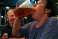 Bild från How to drink 2 liter beer in less than 5 seconds