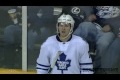 Bild från Predators Fan säger hej till Joffrey Lupul - Nov 17 2011 (HD)