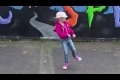 Bild från 6årig tjej dansar jumpstyle!