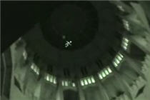 Bild från Base jumping i kyrkan