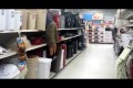 Bild från Idiot in a supermarket