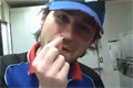 Bild från Nysning och pruttskämt på Dominos